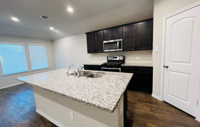 20456 TEMBEC DR