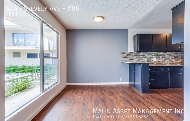 4045 STEVELEY AVE