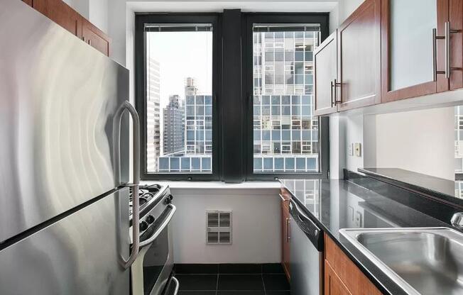 1 bed, 1 bath, $4,350, Unit 1701