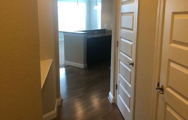 2 beds, 2 baths, 1,345 sqft, $2,125, Unit 00 - 800333