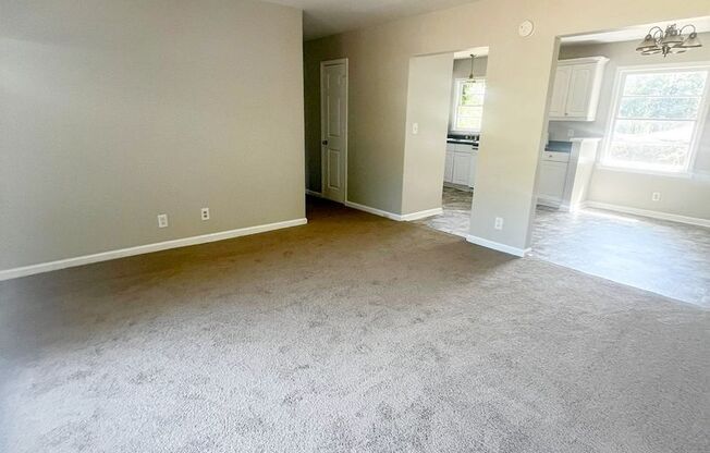 3 beds, 1 bath, $1,500