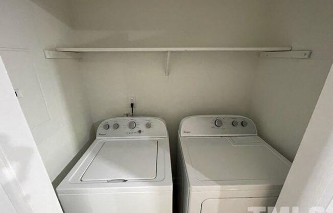 Cozy and Renovated 2 Bed 1 Bath Apartments in the Heart of Wake Forest!