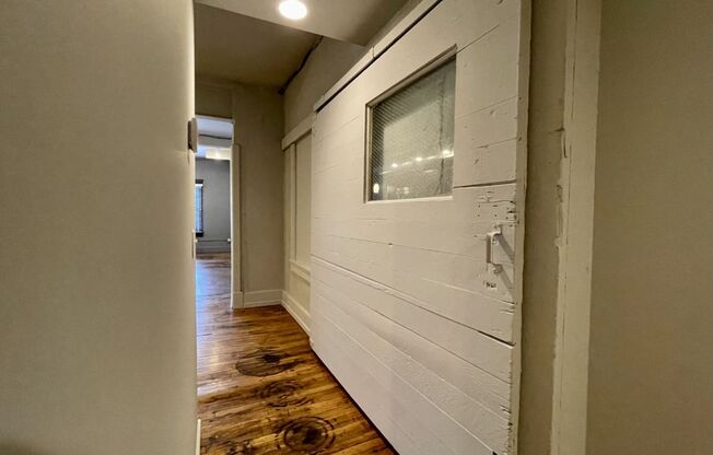 1 bed, 1 bath, 778 sqft, $1,045, Unit 121