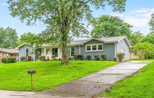 Beautiful Pet Friendly 3 bedroom home for rent!