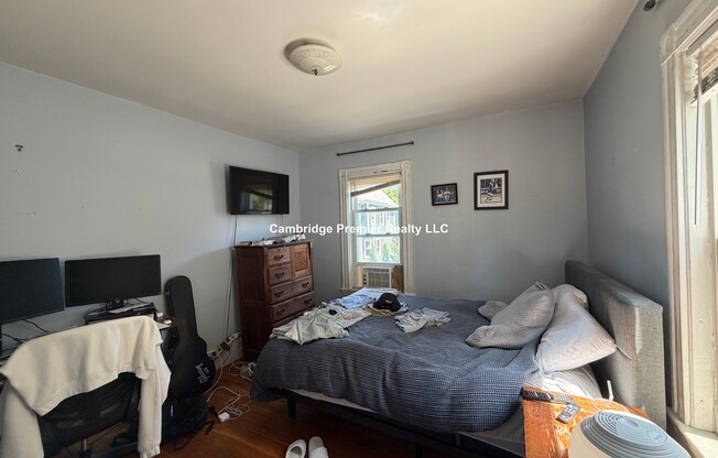 35 ROGERS AVE