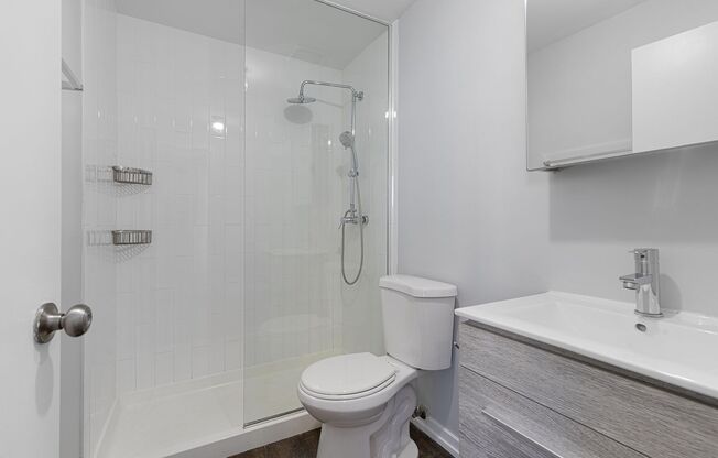 Studio, 1 bath, 172 sqft, $1,350, Unit 409