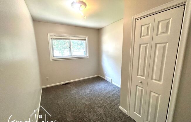 3 beds, 2 baths, $1,425