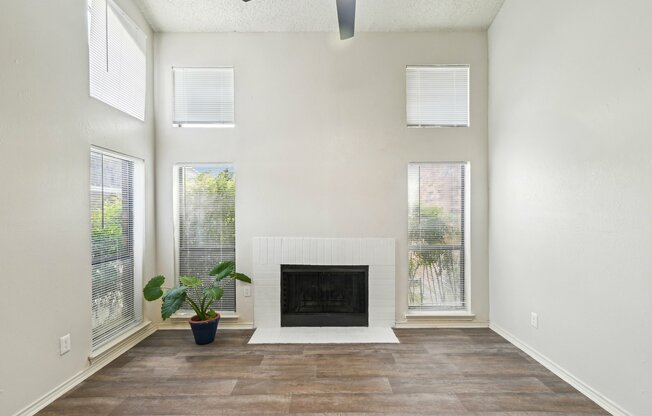 2-web-or-mls-4047 Childress Ave 4113101 Mesquite-1804-002