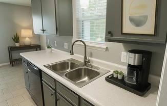 2 beds, 1 bath, 860 sqft, $990, Unit 10114-4