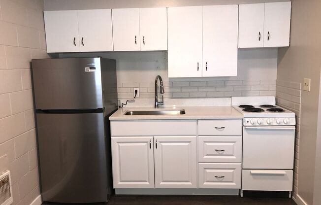42 G St SW