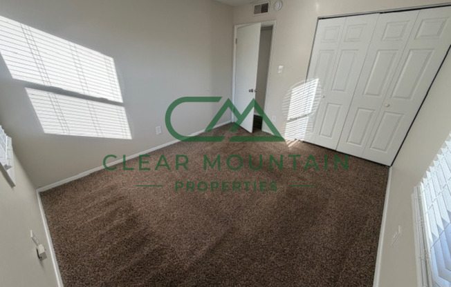 3 beds, 1.5 baths, 1,080 sqft, $1,350, Unit 41