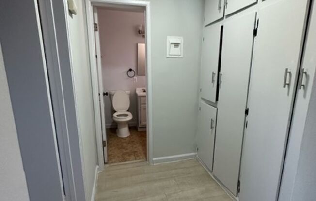 1 bed, 1 bath, $2,000, Unit 01