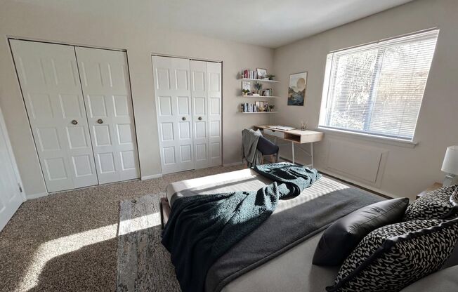 1 bed, 1 bath, 640 sqft, $1,319, Unit P106