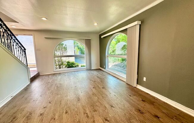 2 beds, 1.5 baths, 957 sqft, $1,599, Unit 111