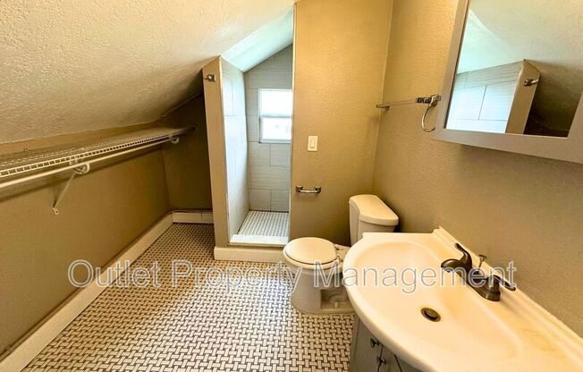 129 E CONCORD ST