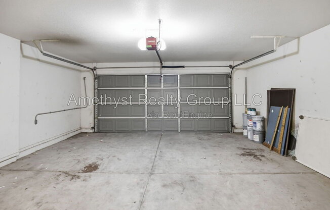 4 beds, 2.5 baths, 2,317 sqft, $2,295