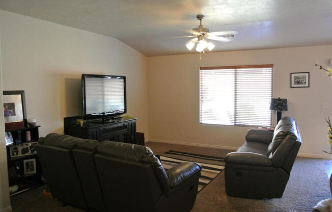 3 beds, 2 baths, $1,798