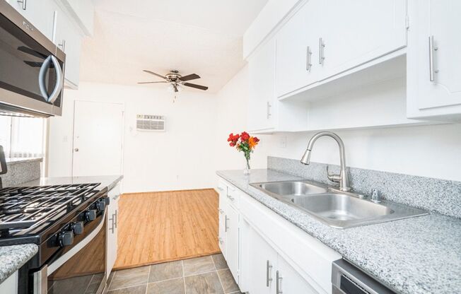 817 S. St. Andrews Pl