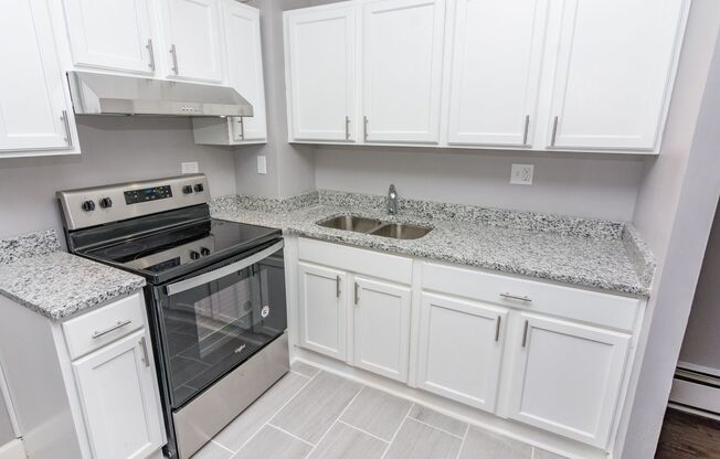 1 bed, 1 bath, $1,350, Unit 7130-510