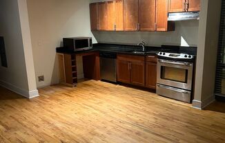1 bed, 1 bath, 910 sqft, $1,279, Unit 105