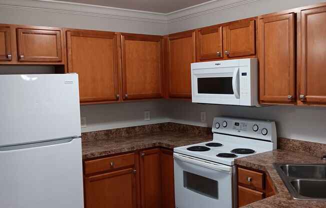 2 bedroom 2 bath Spacious Newburgh Apt.