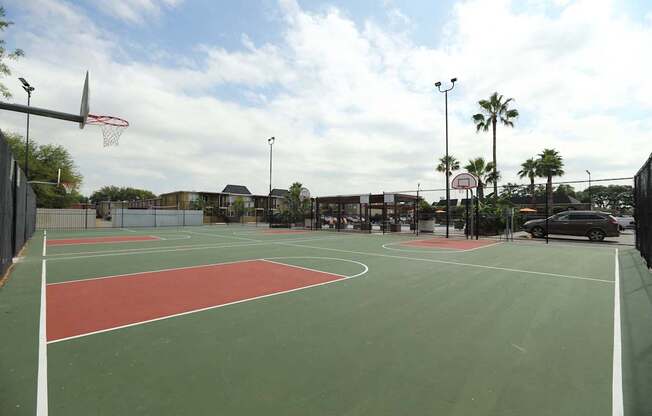 Willow Creek Apartment Homes in Southeast Houston, TX