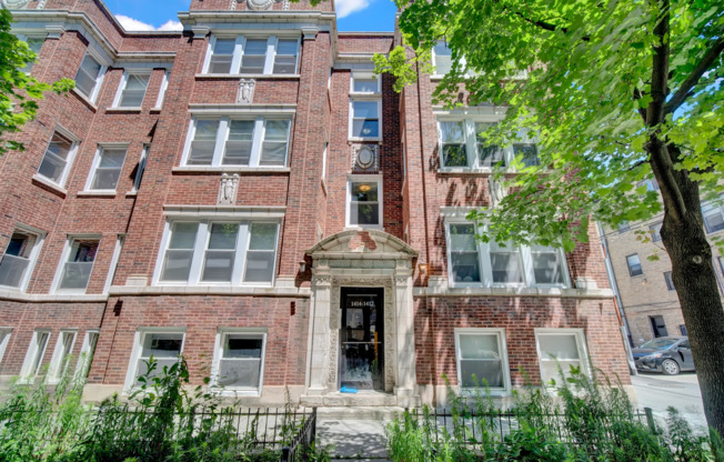 Newgard Arthur Apartments