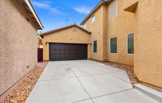 4 beds, 2.5 baths, $2,695