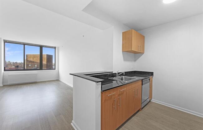 1 bed, 1 bath, 675 sqft, $4,300, Unit 28A