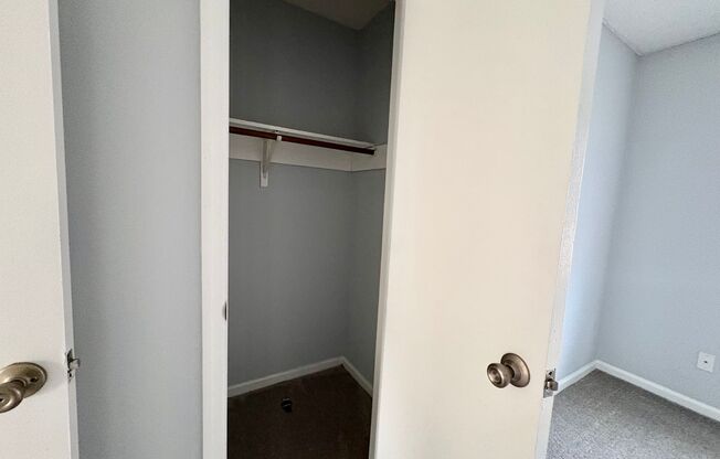 2 beds, 1 bath, 750 sqft, $1,045, Unit B-503C4