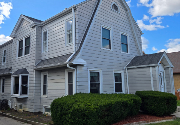2913 N 55 ST