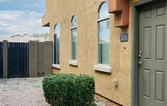 2 bedroom Townhome in the Tre Bellavia Community