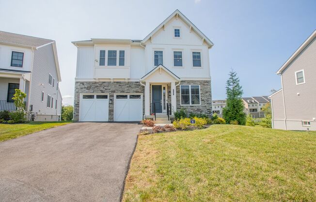 Stunning 5 BR/5 BA Single-Family Home in Ellicott City!