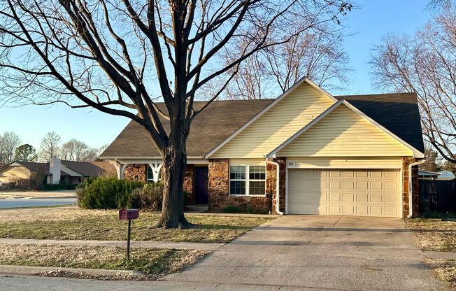 Spacious 3 bedroom, 2 bath home!  Don't miss out on this incredible Home!