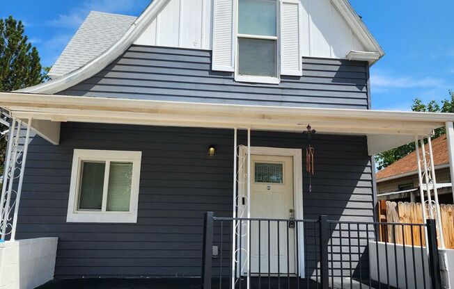 1123 E 5th