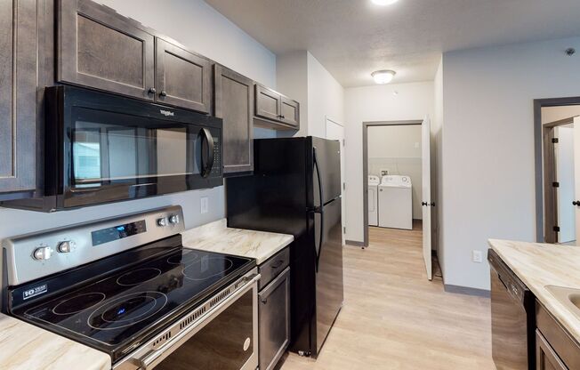 1 bed, 1 bath, 711 sqft, $1,030