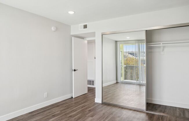 2 beds, 2 baths, 1,058 sqft, $2,898, Unit 4220.110