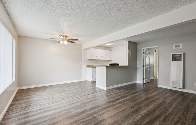 1 bed, 1 bath, 800 sqft, $2,180, Unit R18