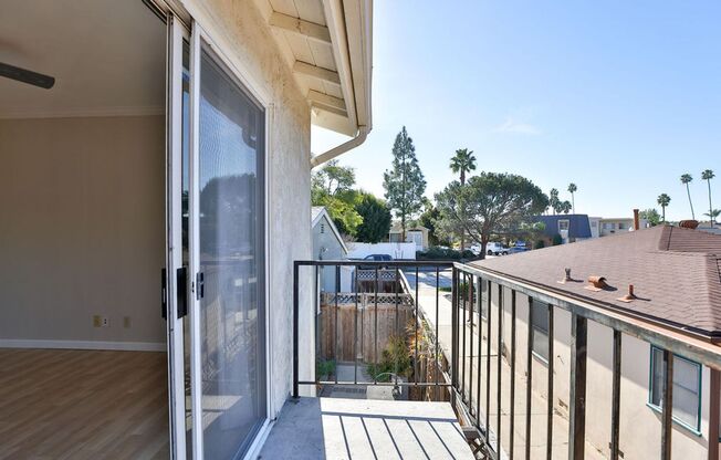 2 beds, 2 baths, $2,900, Unit Apt 104