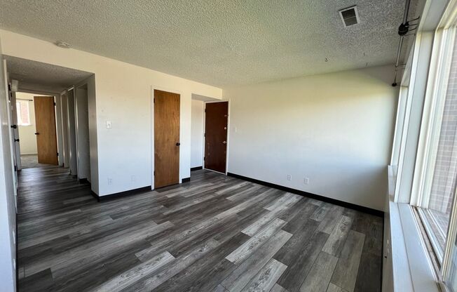 2 beds, 1 bath, 667 sqft, $755, Unit A205