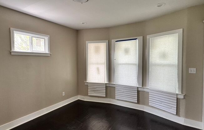 Classy Detroit rental available now!