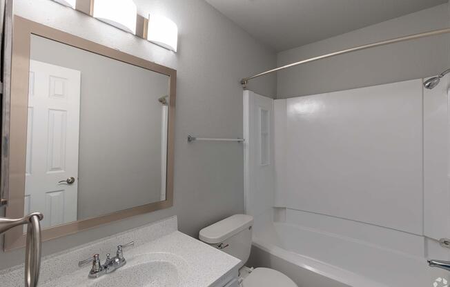 1 bed, 1 bath, 625 sqft, $890