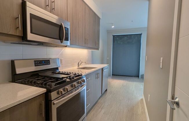 1 bed, 1 bath, 520 sqft, $1,375, Unit 412