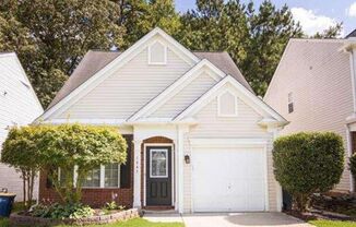 Single-family home in Kennesaw, GA near KSU, Town Center and Woodstock.