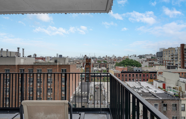 3 beds, 2 baths, 1,042 sqft, $6,736, Unit 305