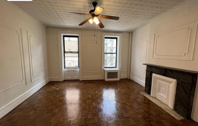 448 W 49 ST