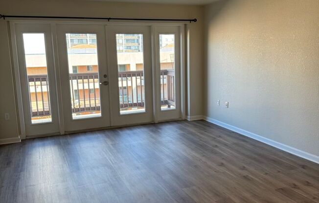 1 bed, 1 bath, 644 sqft, $1,900, Unit 506