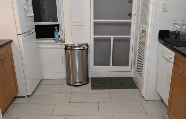 1 bed, 1 bath, $2,900, Unit 3