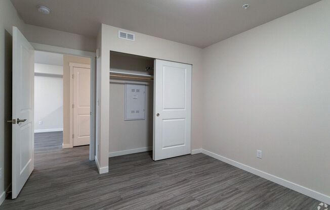 1 bed, 1 bath, 585 sqft, $1,595, Unit Market Unit - 1 bedroom