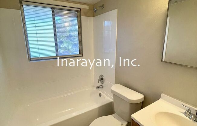 1011-1013 Dewitt Drive